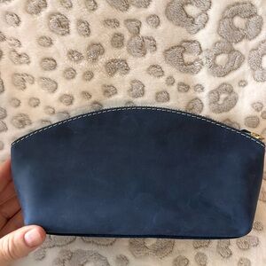 Portland Leather Eclipse Makeup bag